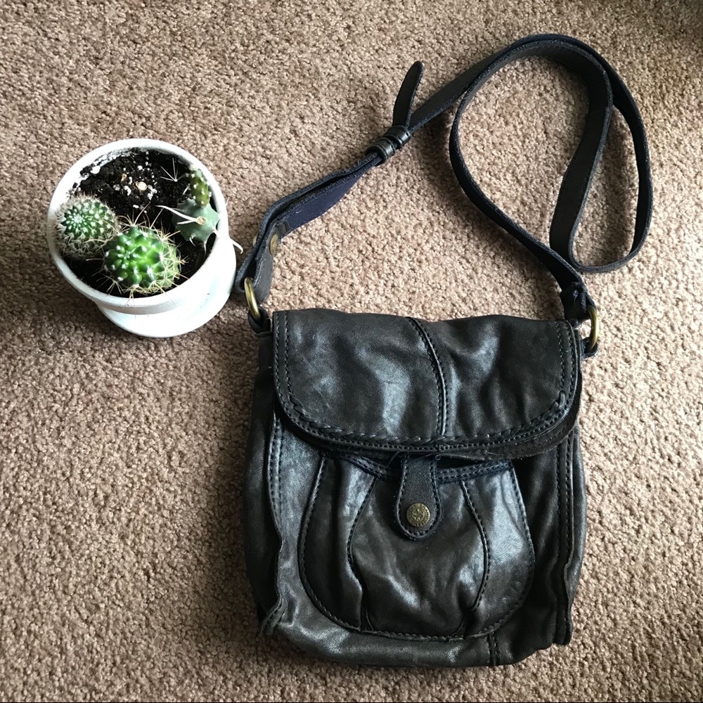 Lucky Brand cross body dark navy blue